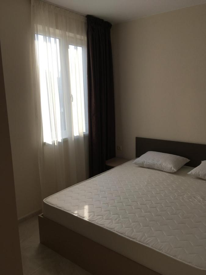 Vase Apartments Ravda Luaran gambar