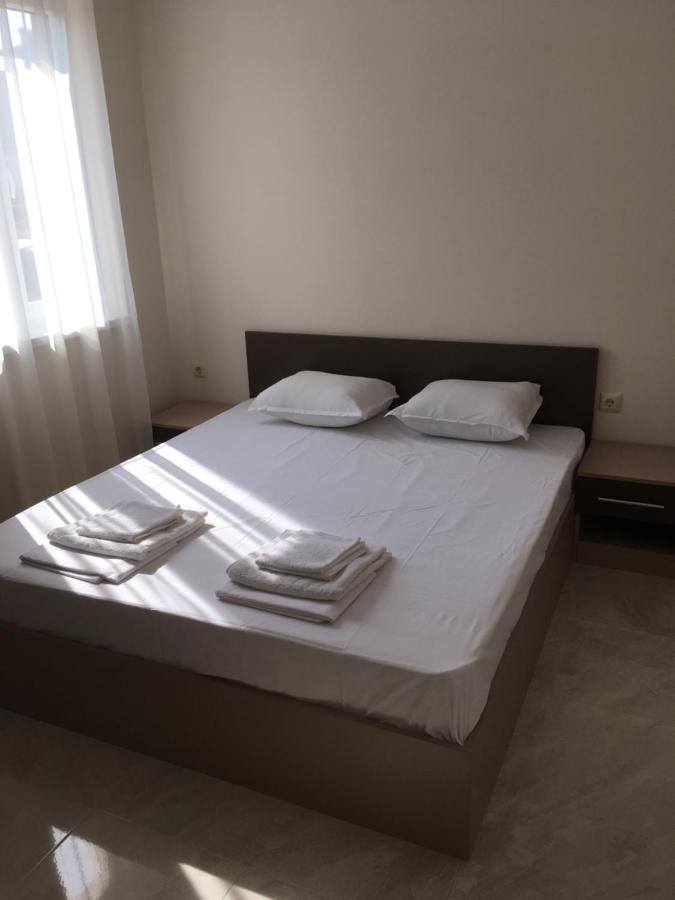 Vase Apartments Ravda Luaran gambar