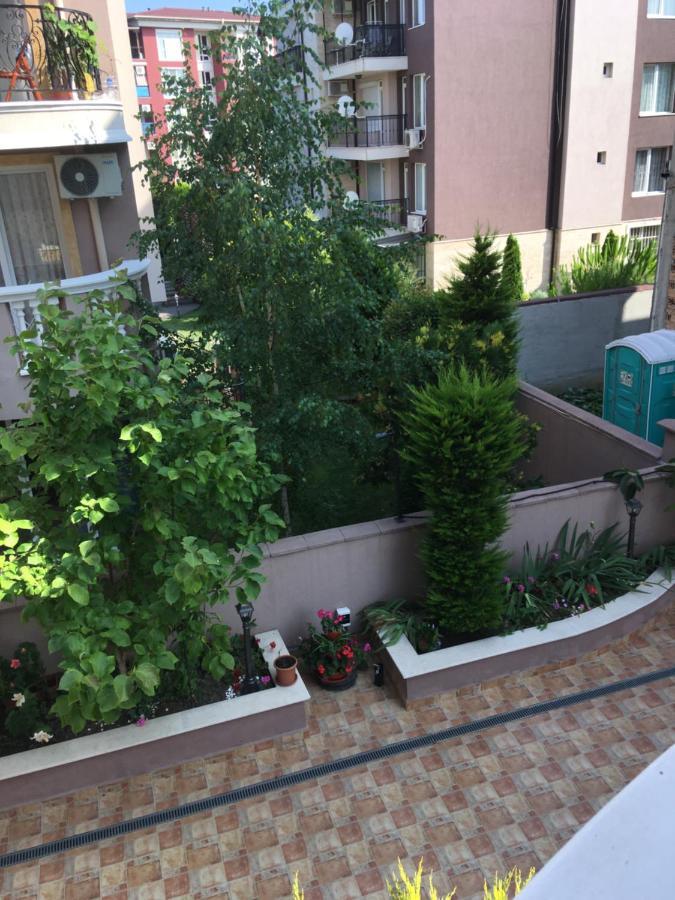 Vase Apartments Ravda Luaran gambar